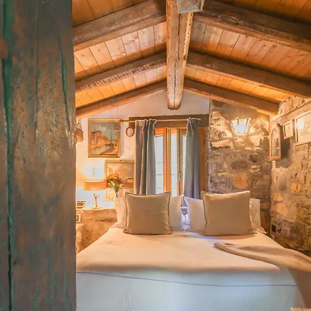 The Writer's Nest Waterfront By Rent