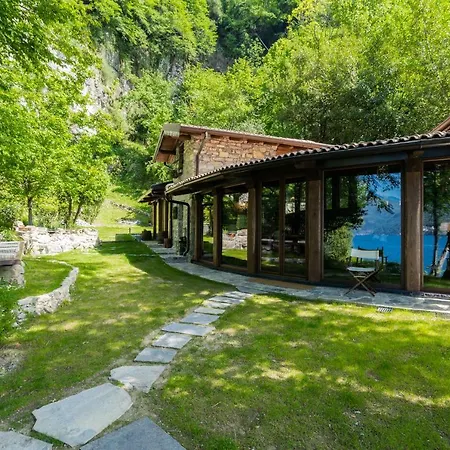The Writer's Nest Waterfront By Rent Villa Faggeto Lario