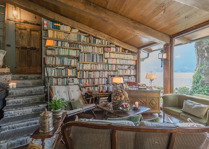 Vila The Writer's Nest Waterfront By Rent