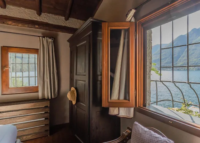 The Writer's Nest Waterfront By Rent Vila