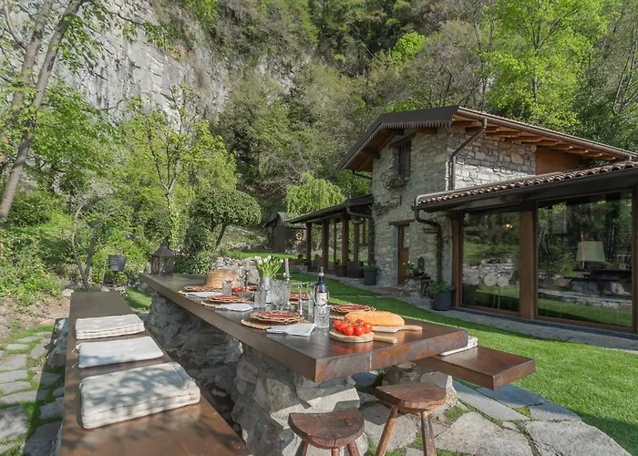 The Writer's Nest Waterfront By Rent * Faggeto Lario