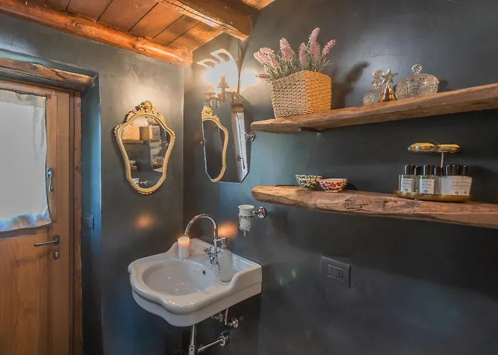 The Writer's Nest Waterfront By Rent Vila