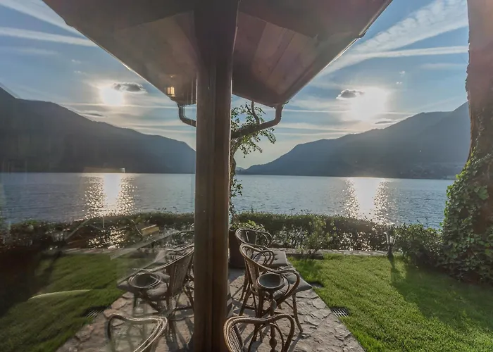 Vila The Writer's Nest Waterfront By Rent *