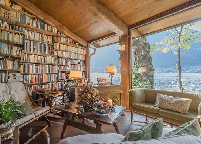 The Writer's Nest Waterfront By Rent Vila