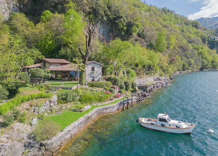 The Writer's Nest Waterfront By Rent Vila Faggeto Lario