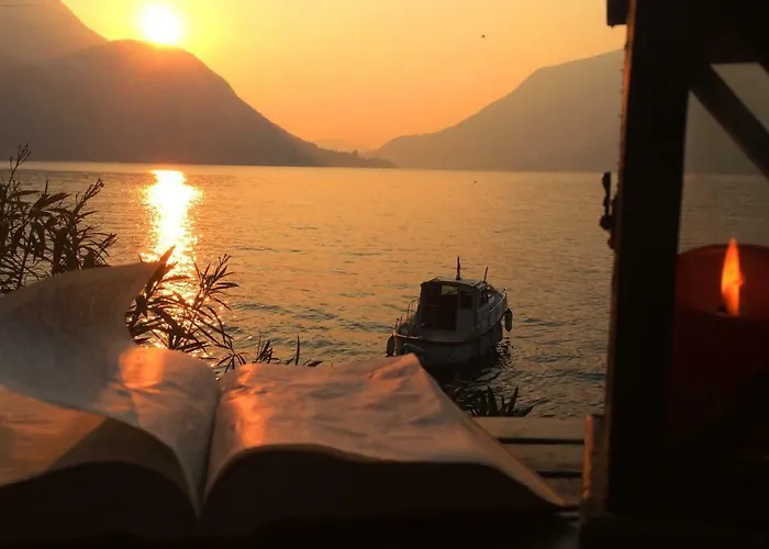 The Writer's Nest Waterfront By Rent * Faggeto Lario