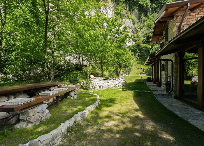 Vila The Writer's Nest Waterfront By Rent