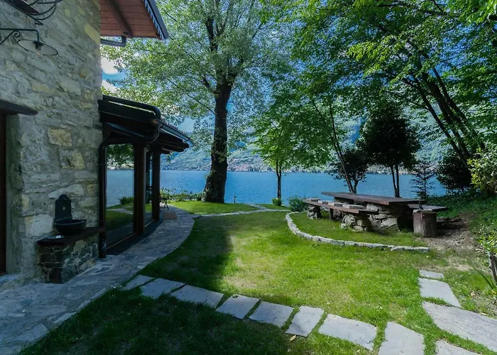 The Writer's Nest Waterfront By Rent Vila