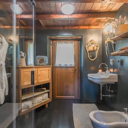 Вилла The Writer's Nest Waterfront By Rent Фаджето-Ларио