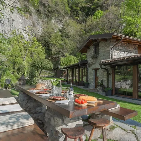 The Writer's Nest Waterfront By Rent * Фаджето-Ларио