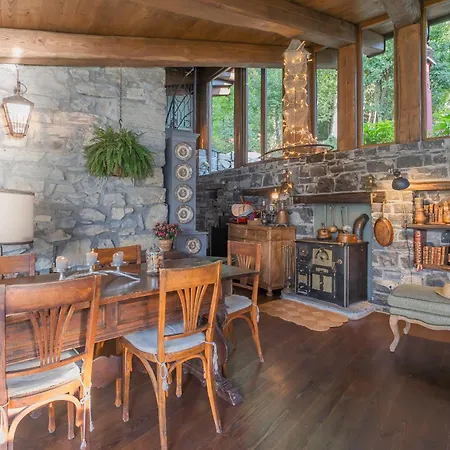 Вилла The Writer's Nest Waterfront By Rent