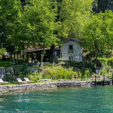 The Writer's Nest Waterfront By Rent * Фаджето-Ларио